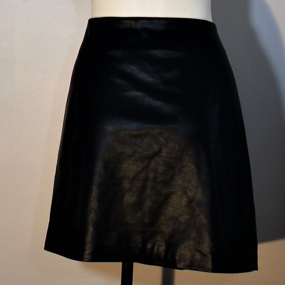 OAK+FORT VEGAN LEATHER MINI SKIRT BLACK LINED SIZE 10 - Picture 3 of 8